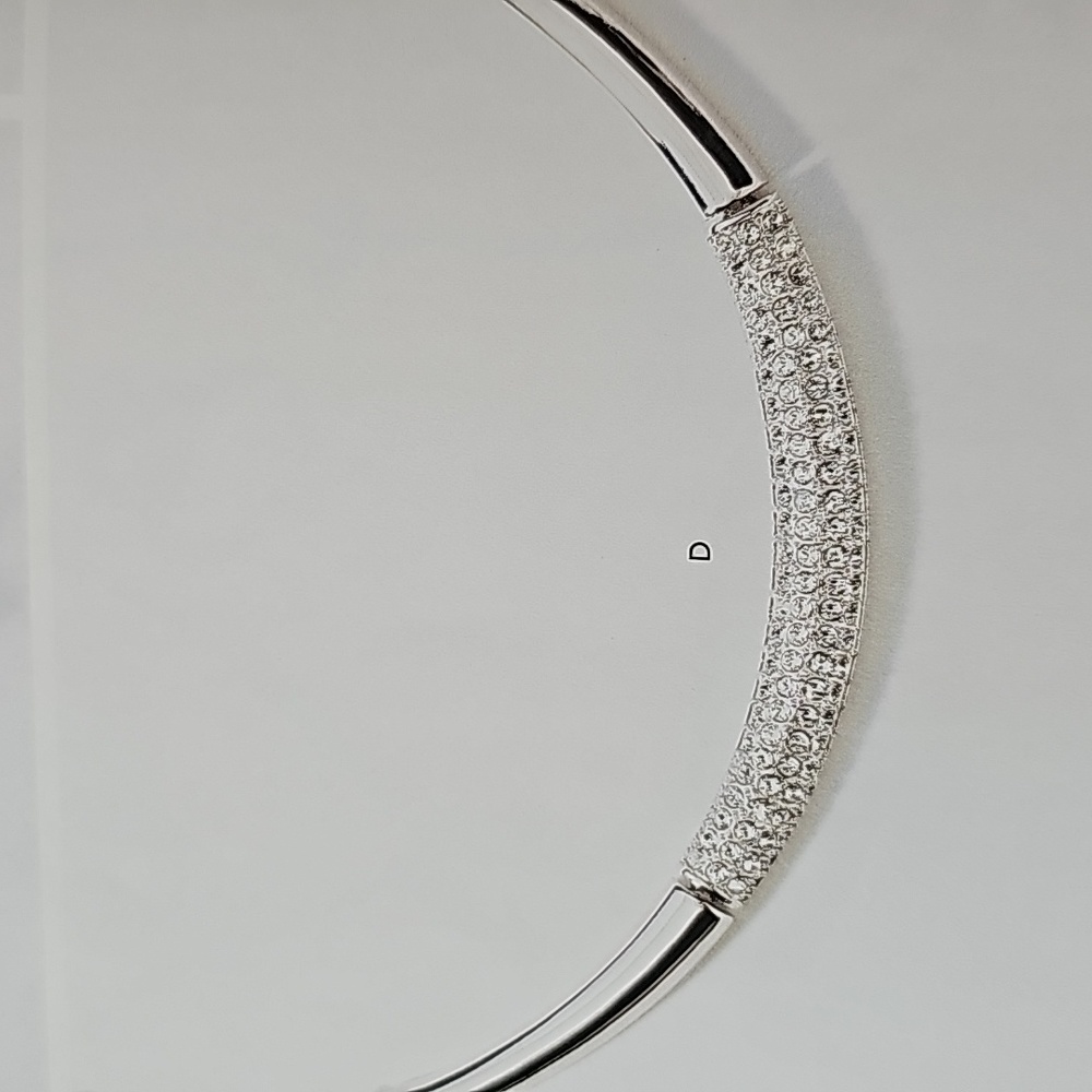 White Collar Necklace